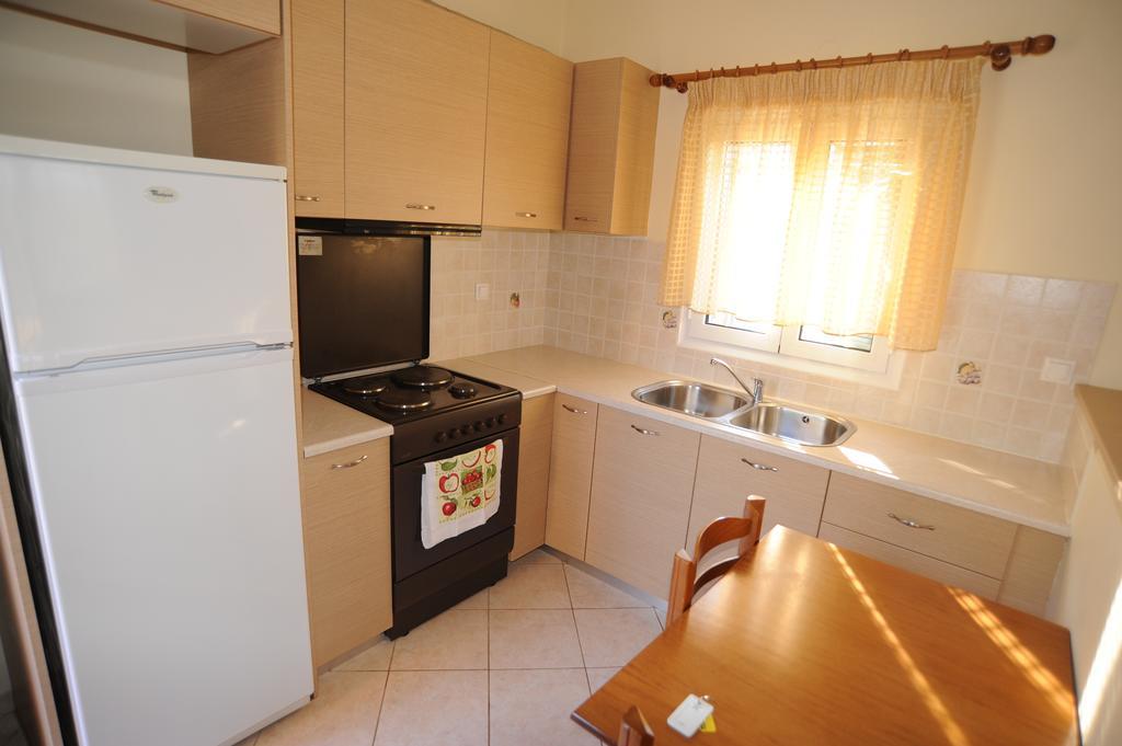 Elizabeth Apartments Frínion المظهر الخارجي الصورة
